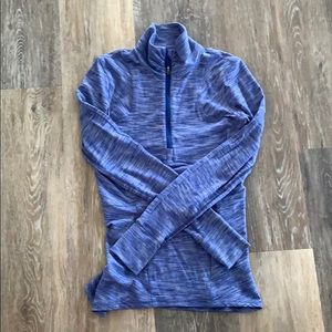 Lululemon half zip long sleeve shirt